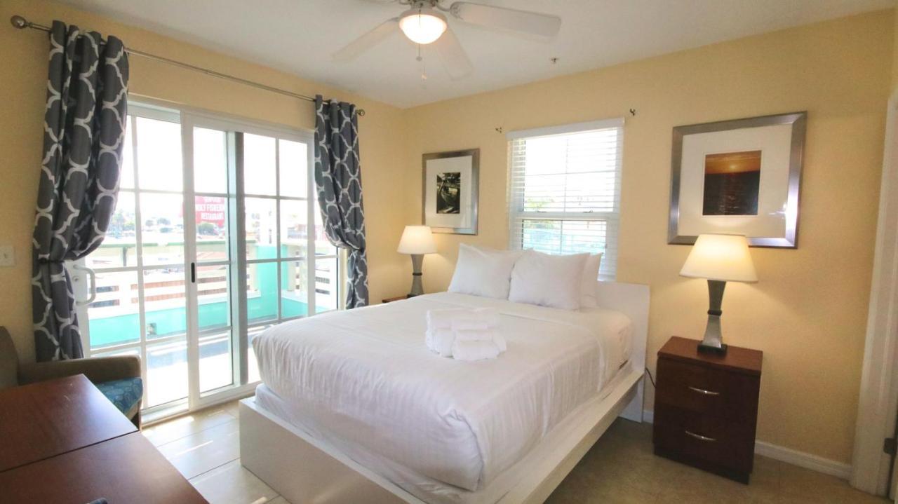 Johns Pass Condo'S- Fully Remote St. Pete Beach Extérieur photo